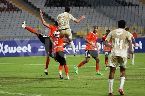 بحضور المستبعدين والشباب.. قراءة فنية في تشكيل الأهلي أمام فاركو (فيديو)